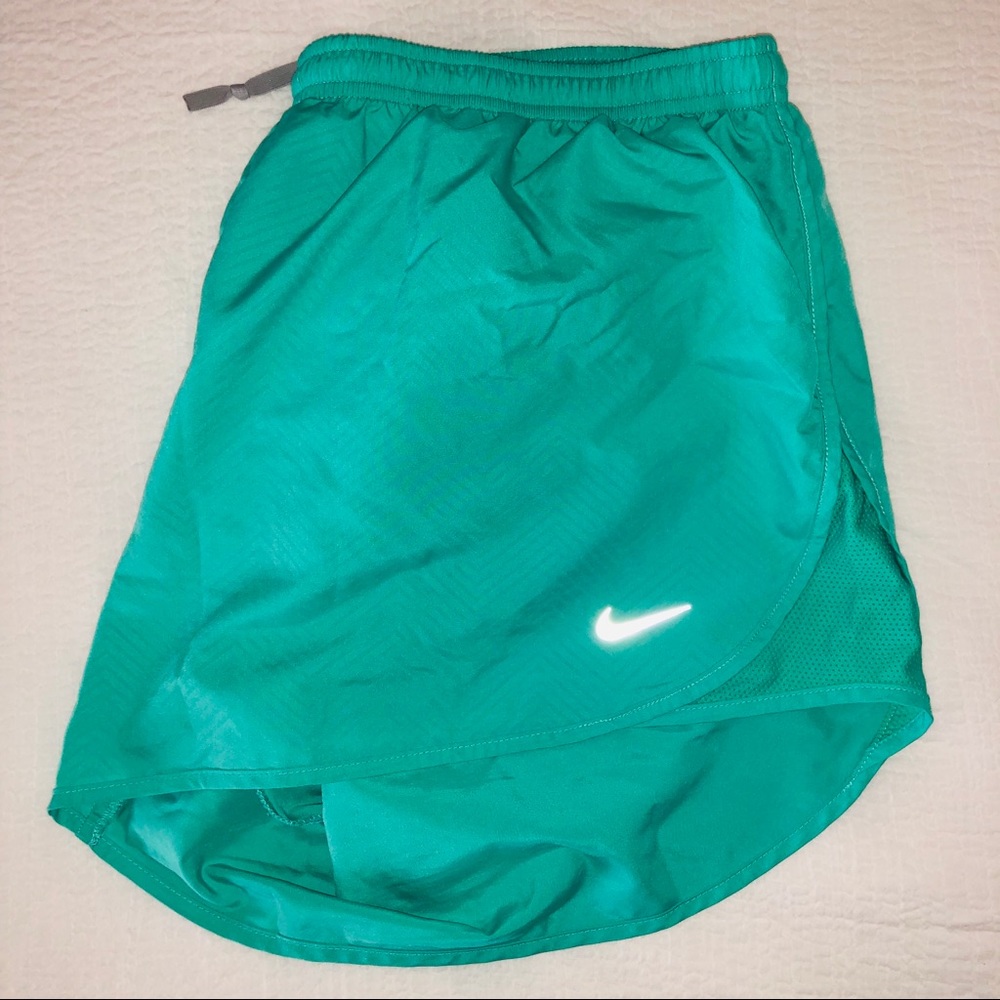 Nike tempo shorts